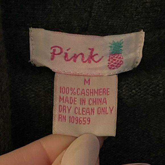 Women’s Olive Green Cashmere sweater size M Pink Pineapple - Picture 2 of 8